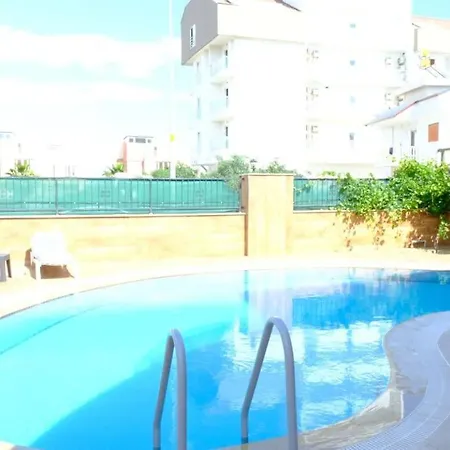 Belek'te Genis Alanlara Sahip Villa-awz163 * Serik