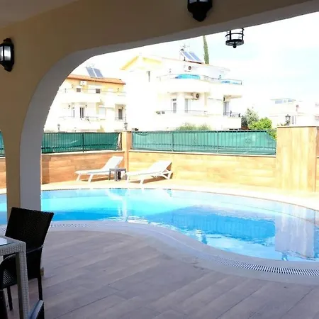 Villa Belek'te Genis Alanlara Sahip Villa-awz163 Serik